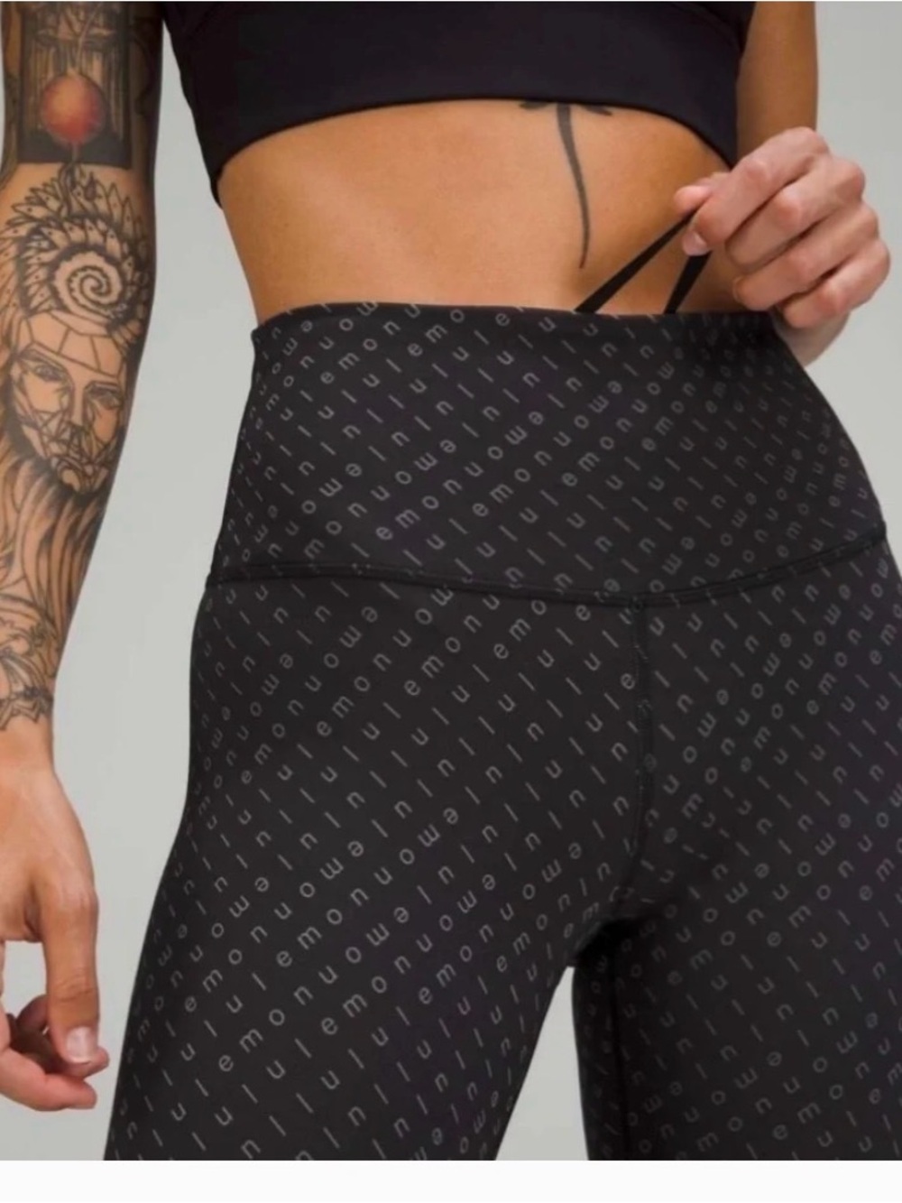 Lululemon Wunder Train high rise tights Mirrorify Black Multi size 6